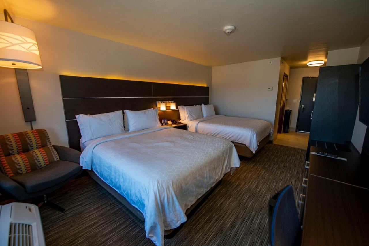 Holiday Inn Express & Suites - Colorado Springs Afa Northgate By Ihg Εξωτερικό φωτογραφία