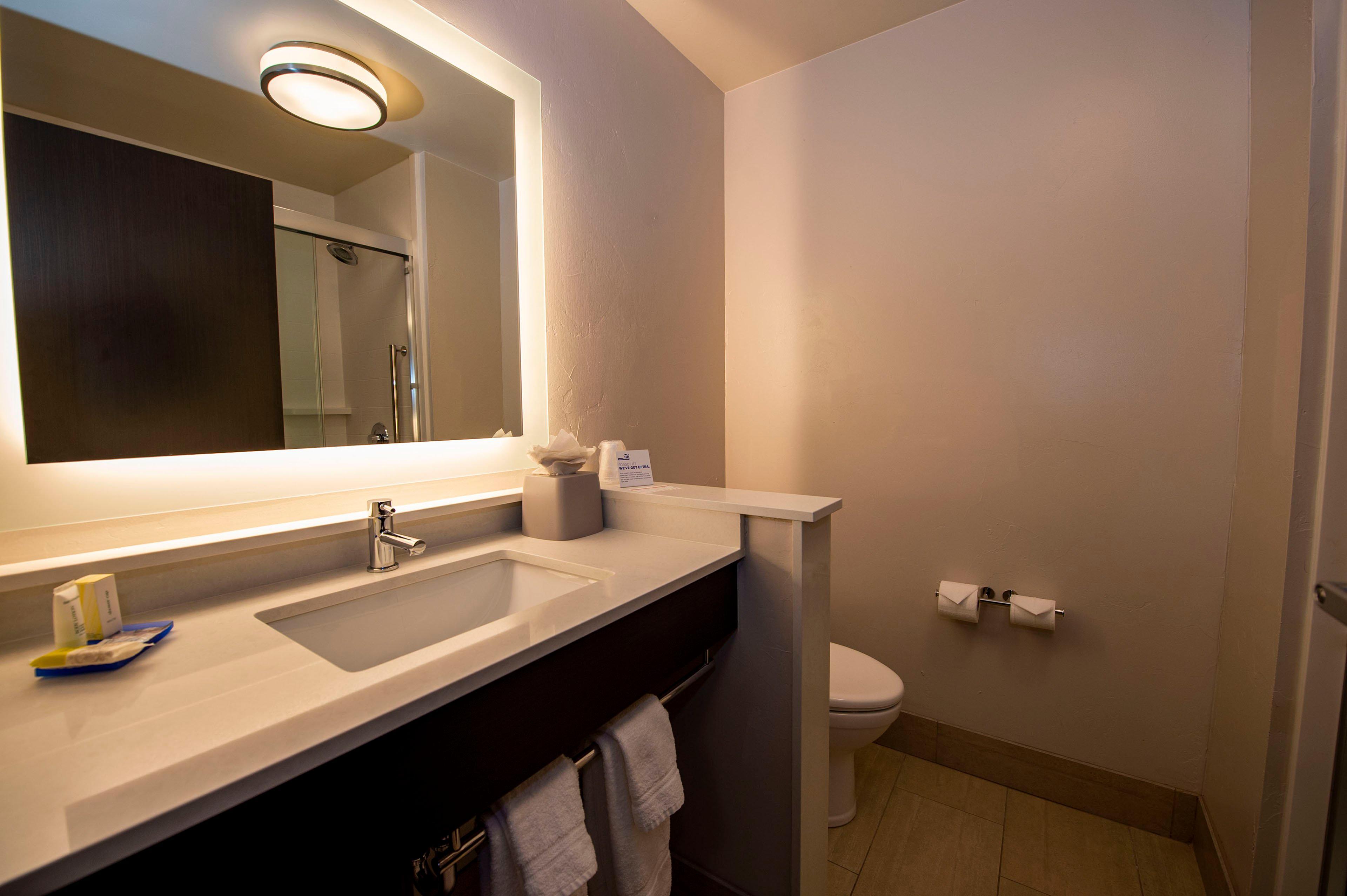 Holiday Inn Express & Suites - Colorado Springs Afa Northgate By Ihg Εξωτερικό φωτογραφία