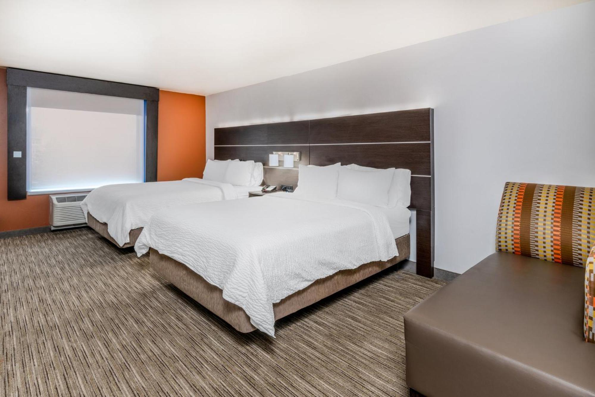 Holiday Inn Express & Suites - Colorado Springs Afa Northgate By Ihg Εξωτερικό φωτογραφία