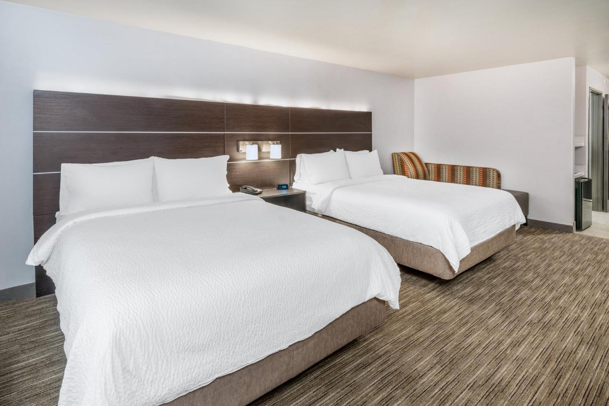 Holiday Inn Express & Suites - Colorado Springs Afa Northgate By Ihg Εξωτερικό φωτογραφία