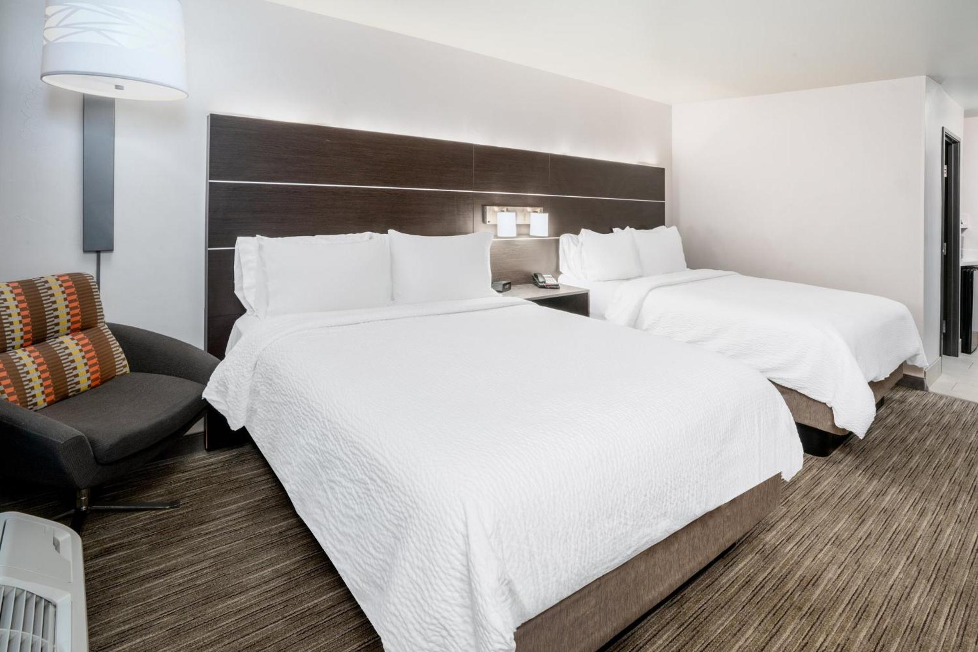Holiday Inn Express & Suites - Colorado Springs Afa Northgate By Ihg Εξωτερικό φωτογραφία