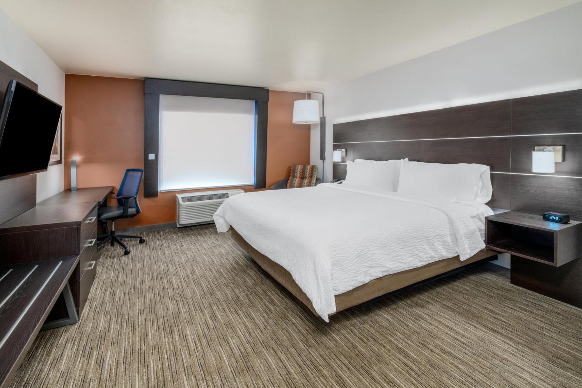 Holiday Inn Express & Suites - Colorado Springs Afa Northgate By Ihg Εξωτερικό φωτογραφία