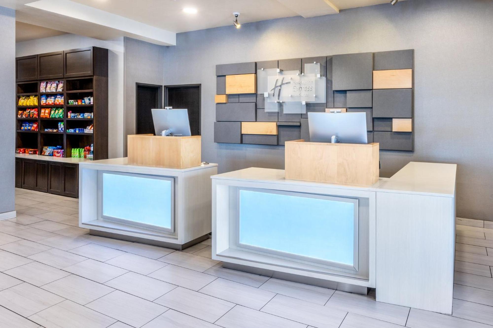 Holiday Inn Express & Suites - Colorado Springs Afa Northgate By Ihg Εξωτερικό φωτογραφία