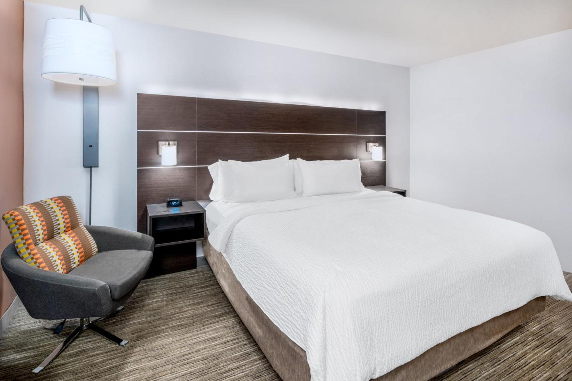Holiday Inn Express & Suites - Colorado Springs Afa Northgate By Ihg Εξωτερικό φωτογραφία